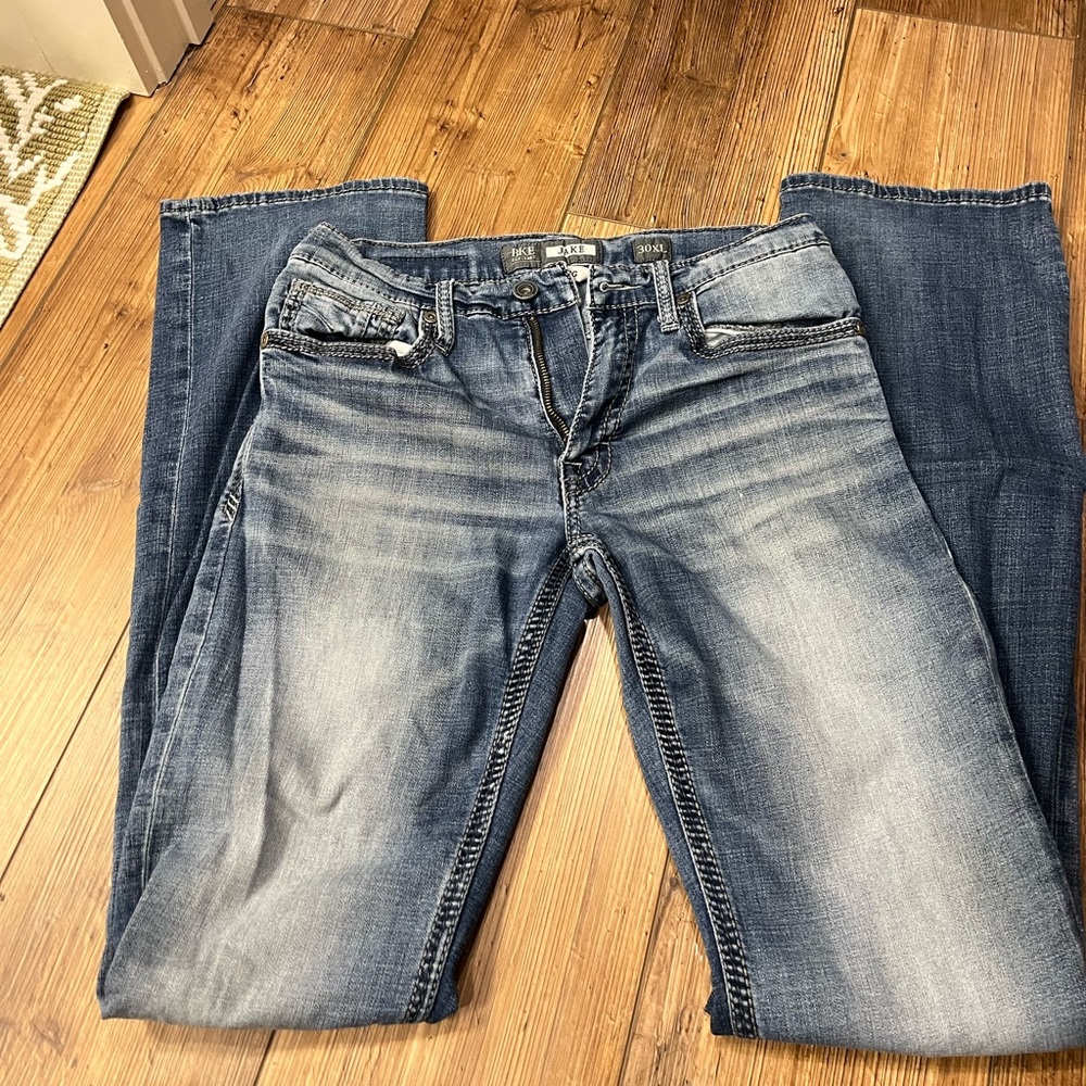 Men’s buckle BKE jeans